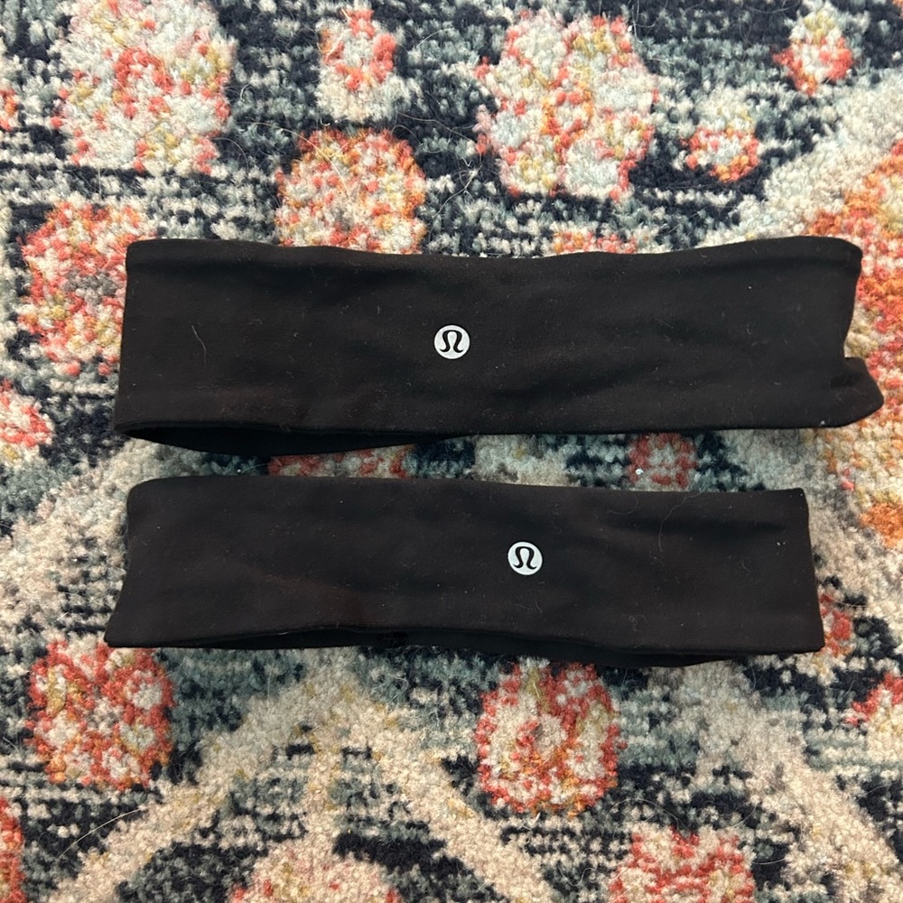 Lululemon black headband